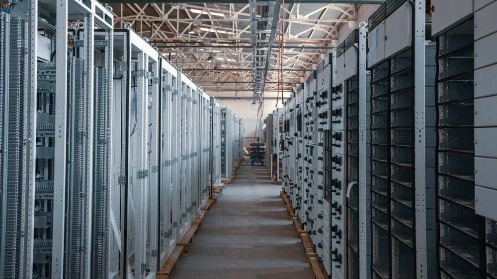 Client data-center aisle after the migration